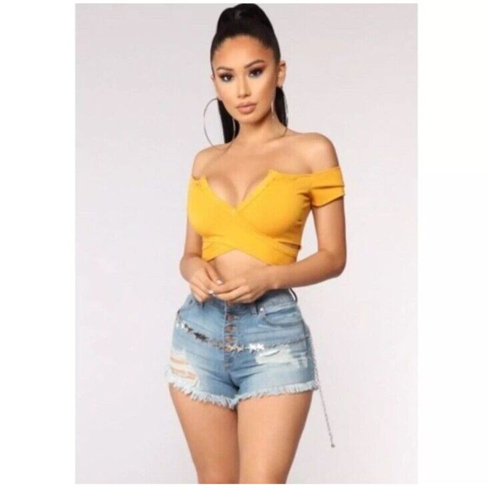 NWT- Women's Fashion Nova Mustard Take It Or Leave It Crop Top SZ Small GT2046
